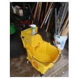 Commercial Rubbermaid Mop Bucket