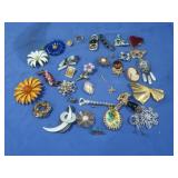 Costume Jewelry-Pins