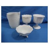 Vintage L.E. Smoith Milk Glass 3 Foot Hobnail