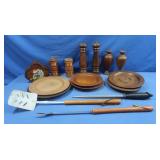 Wood Plates,Napkin HOlder,S&P Shakers&more
