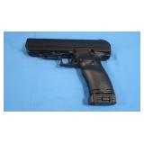 Hi-Point JCP semi-auto Pistol chambered in.40 S&W