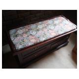 Cedar Chest w/upholstered Cushioned Seat,