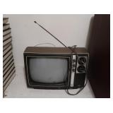 Vintage GE TV, 16.5x10x11.5"H