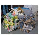 2-20" Welcome Wreaths,Stuffed Animals w/Tote
