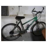 Free Spirit ExplorerMountain Bike-24" 18-Speed