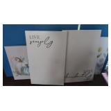 4 Pcs of Decorative Artwork