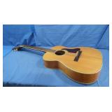 Vintage Harmony Sovereign Acoustic Guitar 40x15'