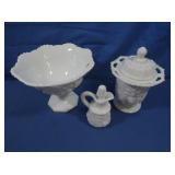 Vintage Westmoreland 'Paneled Grape' Covered Dish