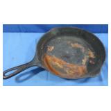 GRISWOLD Cast Iron Skillet