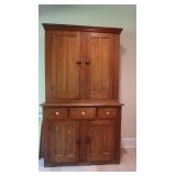 Oak Kitchen Hutch,Bi-level Top w/4 Shelf