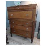 Dresser 4 Large Drawers 42x53x21", 3 Round Top