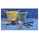 Gardening Supplies inc. Scissors,Cutters,3 Gallon