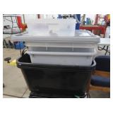 5 Various Sized Plastic Totes