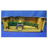 NIB ERTL John Deere 1964 3020 Tractor
