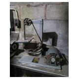 Rockwell Sander 21x21x12"