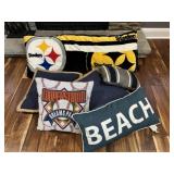 Nice Decorative Pillows incl. Steelers