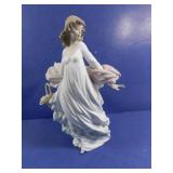 Lladro #05898 Spring Splendor