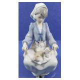 Lladro #5739 Girl with Kittens