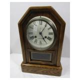Seth Thomas Mantle Clock w/Key--10" x 14 1/2"