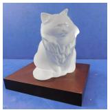 Vintage 1988 Franklin Mint Glass Cat with Base,