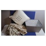 Home Dcor Lot - Pillow, Blanket & Neatfreak