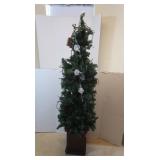 Lighted Christmas Tree in Wooden Base-5