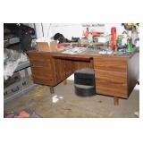 Laminate Desk