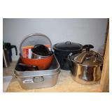 Roasting pans and cooker