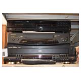 Lot of 3 stereo components