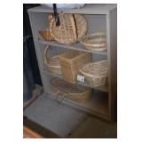 Lot of 7 Wicker baskets