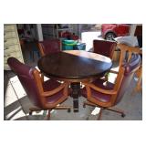 Kitchen table w chairs