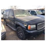 2000 CADILLAC ESCALADE