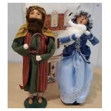 2 damaged Byers Choice - 11 Swans a swimming &