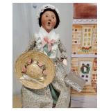 Byers Choice - mother with Easter bonnet -