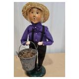 Byers Choice - Amish boy