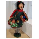 Byers Choice - Christmas peddler