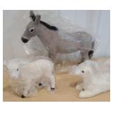 Byers Choice - donkey and two shapes still sealed