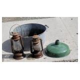 Wash tub lot, 2 lanterns, industrial light shade.