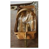 Berry tote brass brushes. About 35 of them