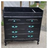 Dresser/baby changing table