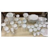 Clear tub lot milk glass - 42 pieces