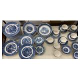 50+ Royal Currier and Ives plate ware/cups and