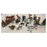 Box lot ceramic figurines, horses etc...