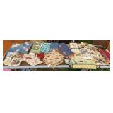 Not lot nice country type napkins, oven kits,