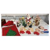 Box lot retro ceramic class - Christmas related