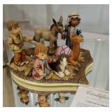 MJ Hummel - Oh come let us adore Him with box