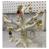 Lenox Snow White and the seven dwarves tree with