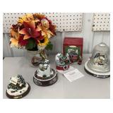 Box lot 3 Thomas Kinkade Christmas village