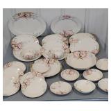 104 piece set Noritake azalea - More pieces a