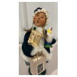 Byers Choice - Traditional Shopper